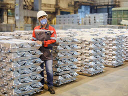 Primärguss-Aluminium A-7 in Barren