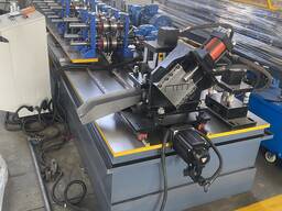 Ausrüstung zur Herstellung von Hochgeschwindigkeits-Gipsprofilen 27 * 28 und 27 * 60