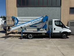 Автовышка — гидравлический подъёмник Iveco Turbo Daily Socage 25 D, Италия