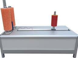 Bogenmaschine zum dekorativen Schneiden von Schaumstoff