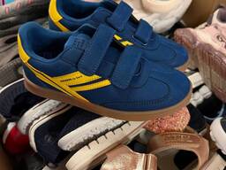 Dockers Kinderschuhe Mix, Kategorie A Muster, neue Modelle, vollständiger Größenlauf