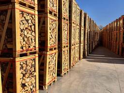 Firewood : fresh/semifresh cleaved high-quality hardwood