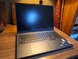 Lenovo Legion Pro 7i Gaming-Laptop 16