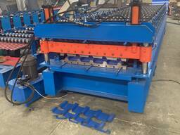 Maschine zur Herstellung von Metalldachplatten, Produktionslinie für Wellbleche
