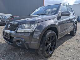 Suzuki Grand Vitara 2.4 /Klima/Leder/Navi/Xenon/Automatik